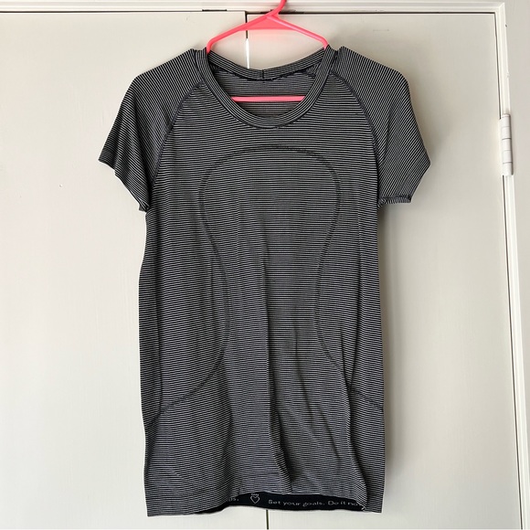 Lululemon Swiftly Tech - Picture 1 of 4